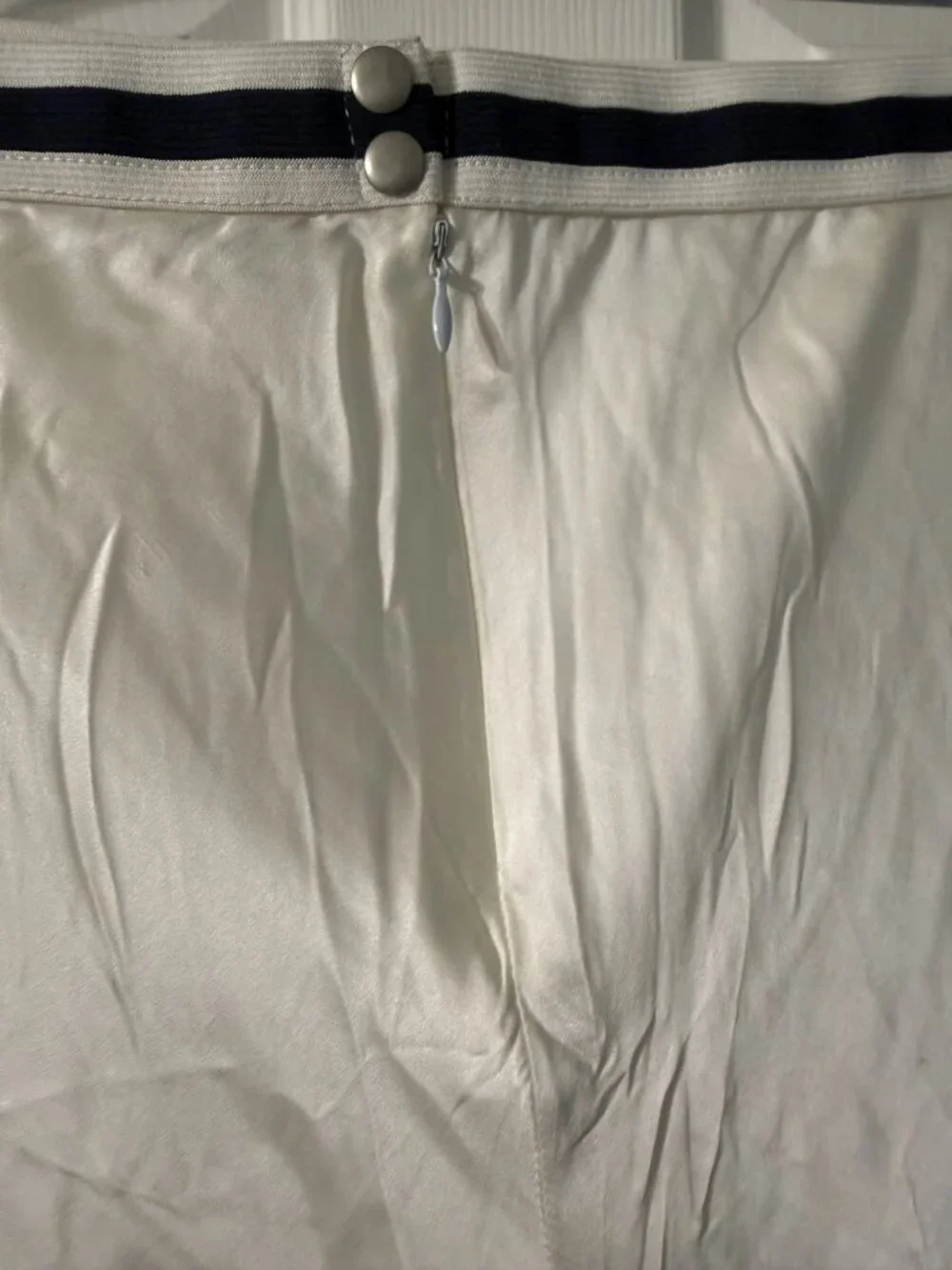 Ink 100% Silk Skirt with Zipper and Buttons Size 4